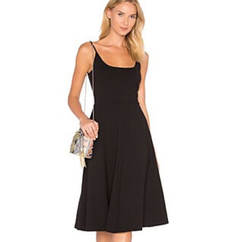 Revolve RENNER MIDI DRESS IN BLACK (Size S)